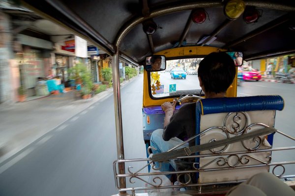 Le charme de Madrid à ciel ouvert : Visite en tuk-tuk
